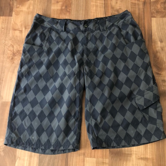 lululemon athletica Other - Lululemon Men’s Shorts Diamond pattern 30 Large